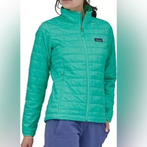 Patagonia Womens Quilted Nano Puff Full Zip in Teal/Aqua